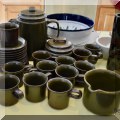 K05. Euzkar dinnerware set. 